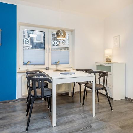 Ferienwohnung Meeresbrise In Der Residenz Clara Sophia Binz Bagian luar foto